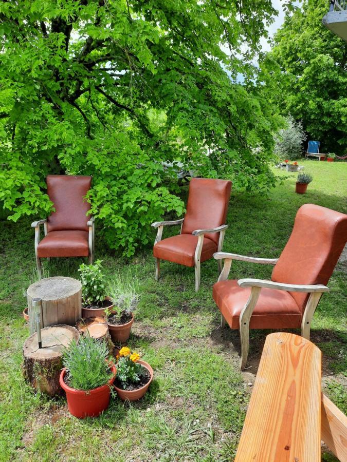 Les Coteaux De Planeze, Maison Et Jardin Dans Le Lot! Chambres Chez L'Habitant! Belmont-Bretenoux Eksteriør billede